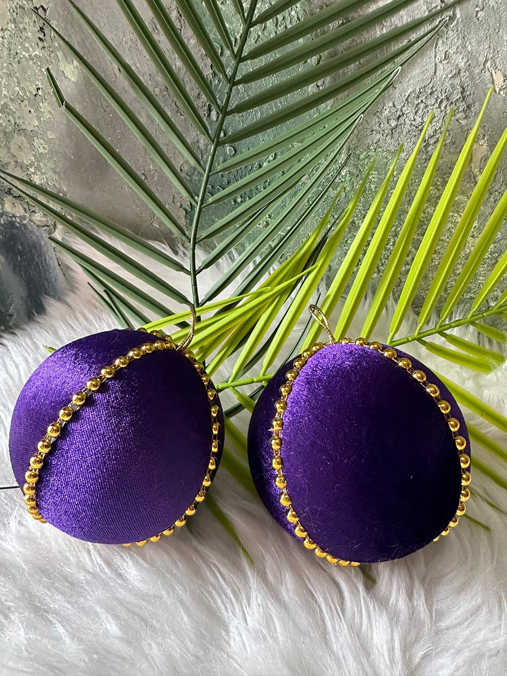 Mor Büyük Yılbaşı Çam Ağacı Süsü - 12 Cm Çam Ağacı Topu