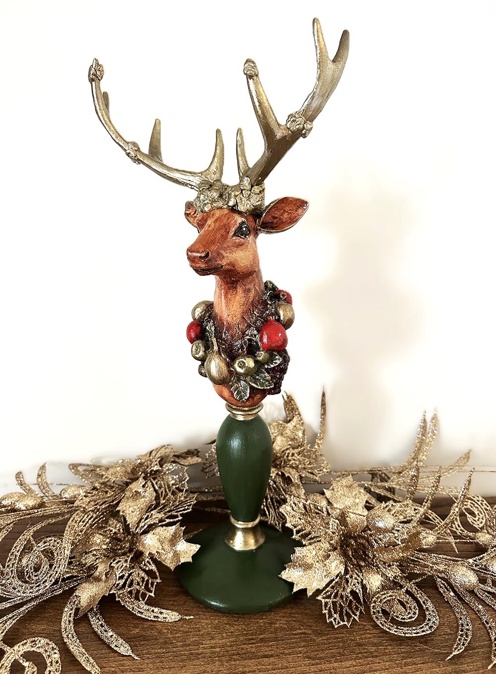Asil Geyik Figürü - Dekoratif Obje , Yılbaşı Aksesuarı ,Hediyelik Biblo