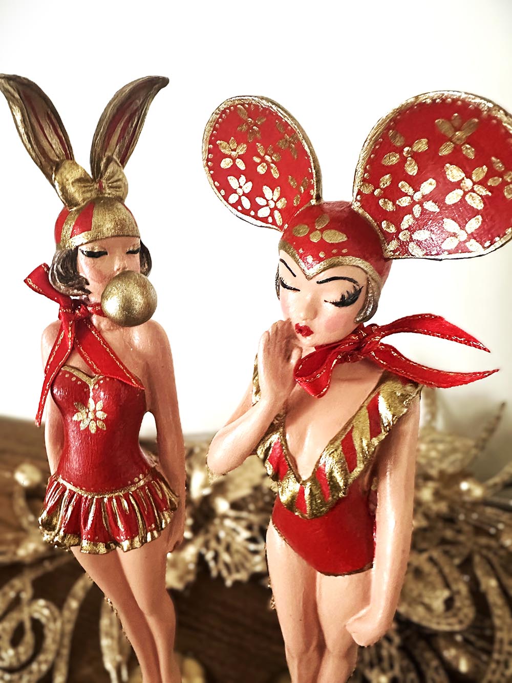 Kırmızılı Danscı Kızlar-Dekoratif Obje ,Yılbaşı Aksesuar, Biblo