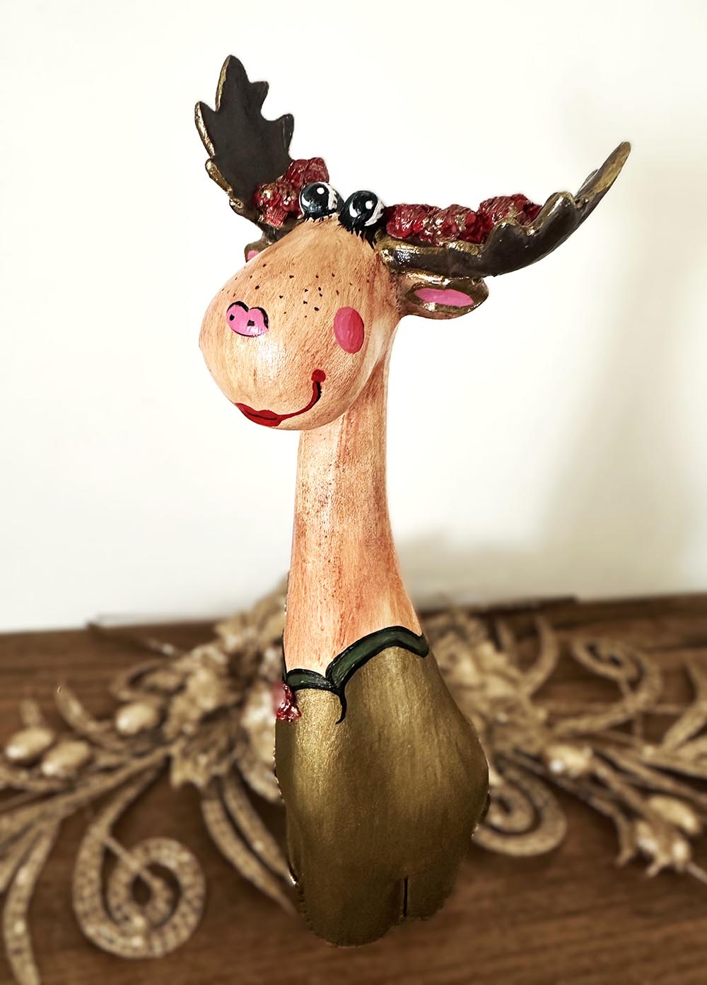 Sevimli Geyik Figürü - Dekoratif Obje , Yılbaşı Aksesuarı ,Hediyelik Biblo