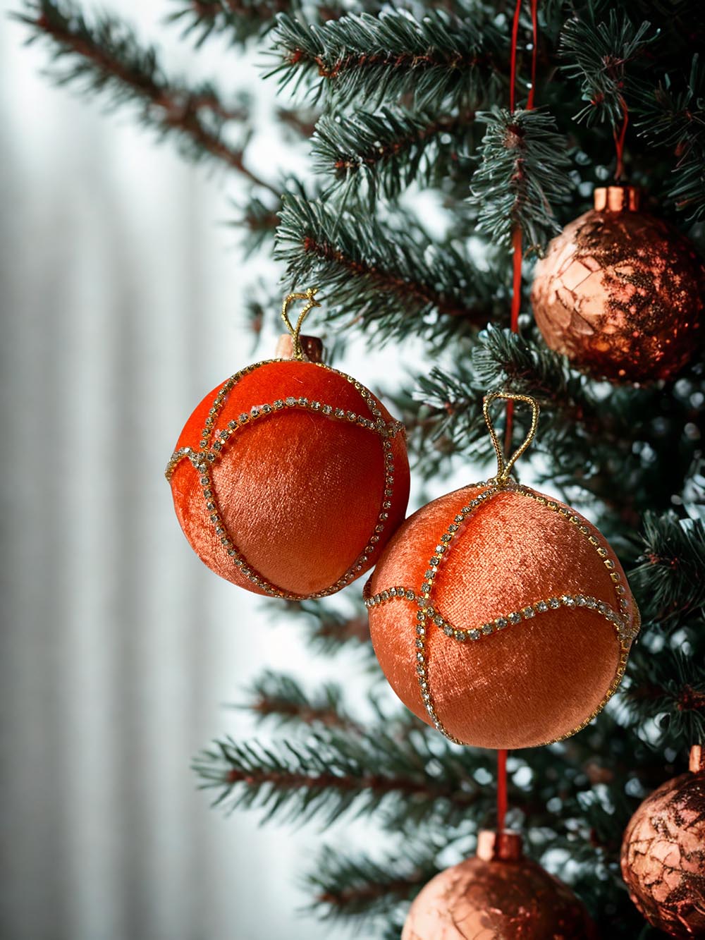 Turuncu Çam Ağacı Süsü -13 Cm Büyük Yılbaşı Çam Ağacı Topu