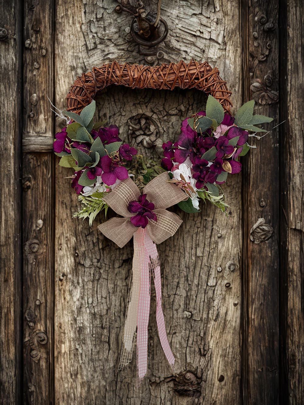 Kalpli Mor Çiçekli Kapı Süsü - Kapı Çelenk - Ev Dekorasyonu